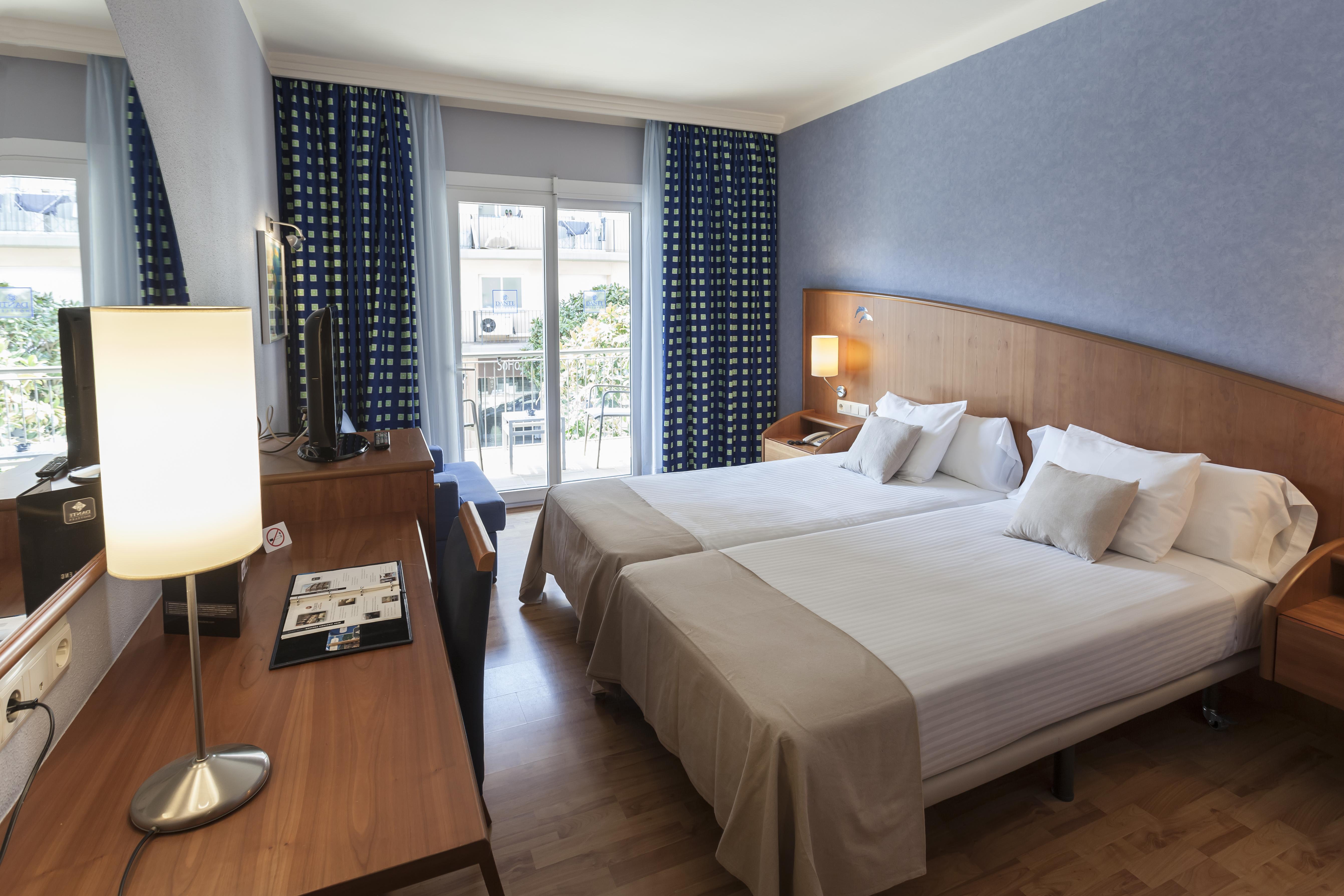 Hotel Delfin Тоса де Мар Екстериор снимка