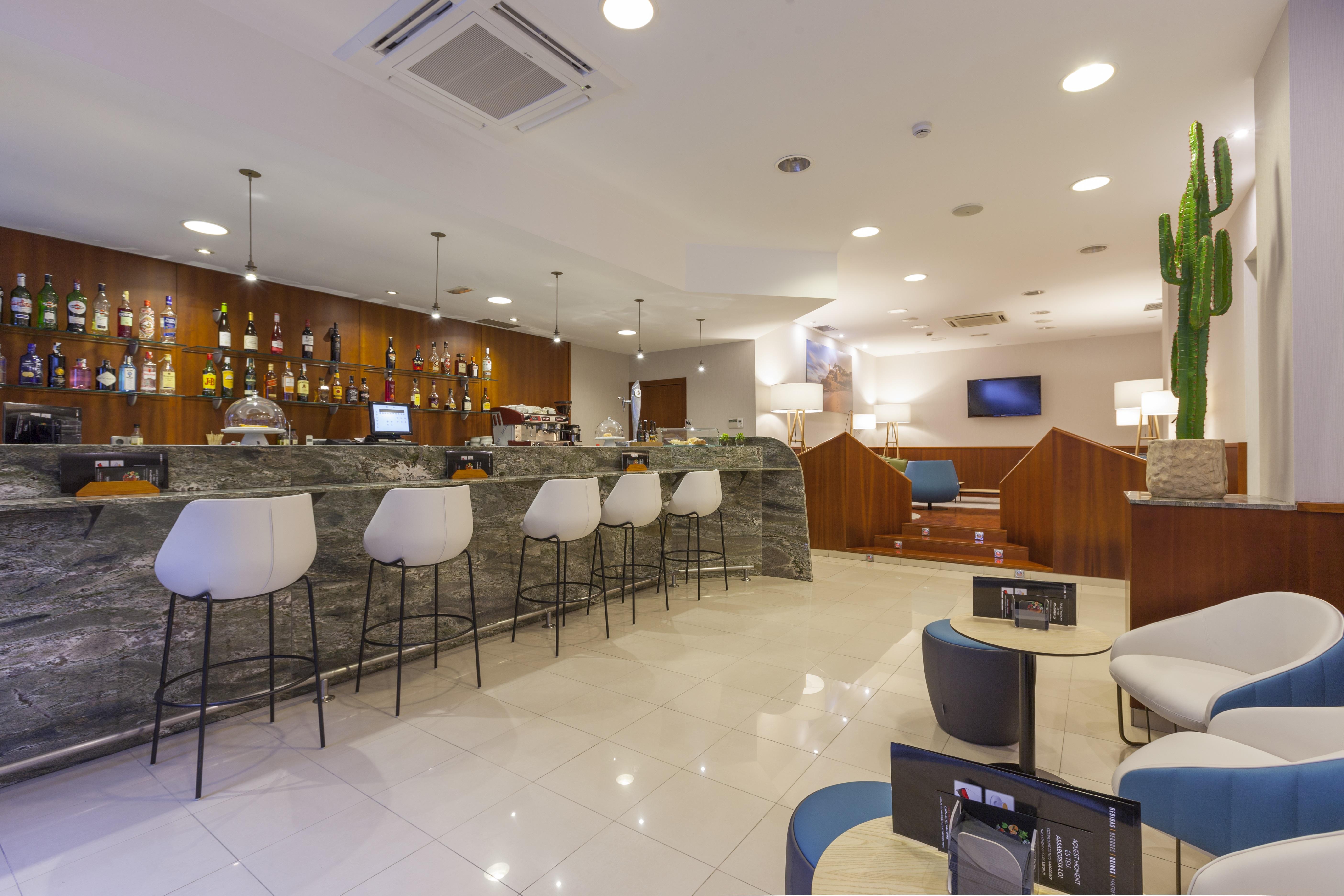 Hotel Delfin Тоса де Мар Екстериор снимка