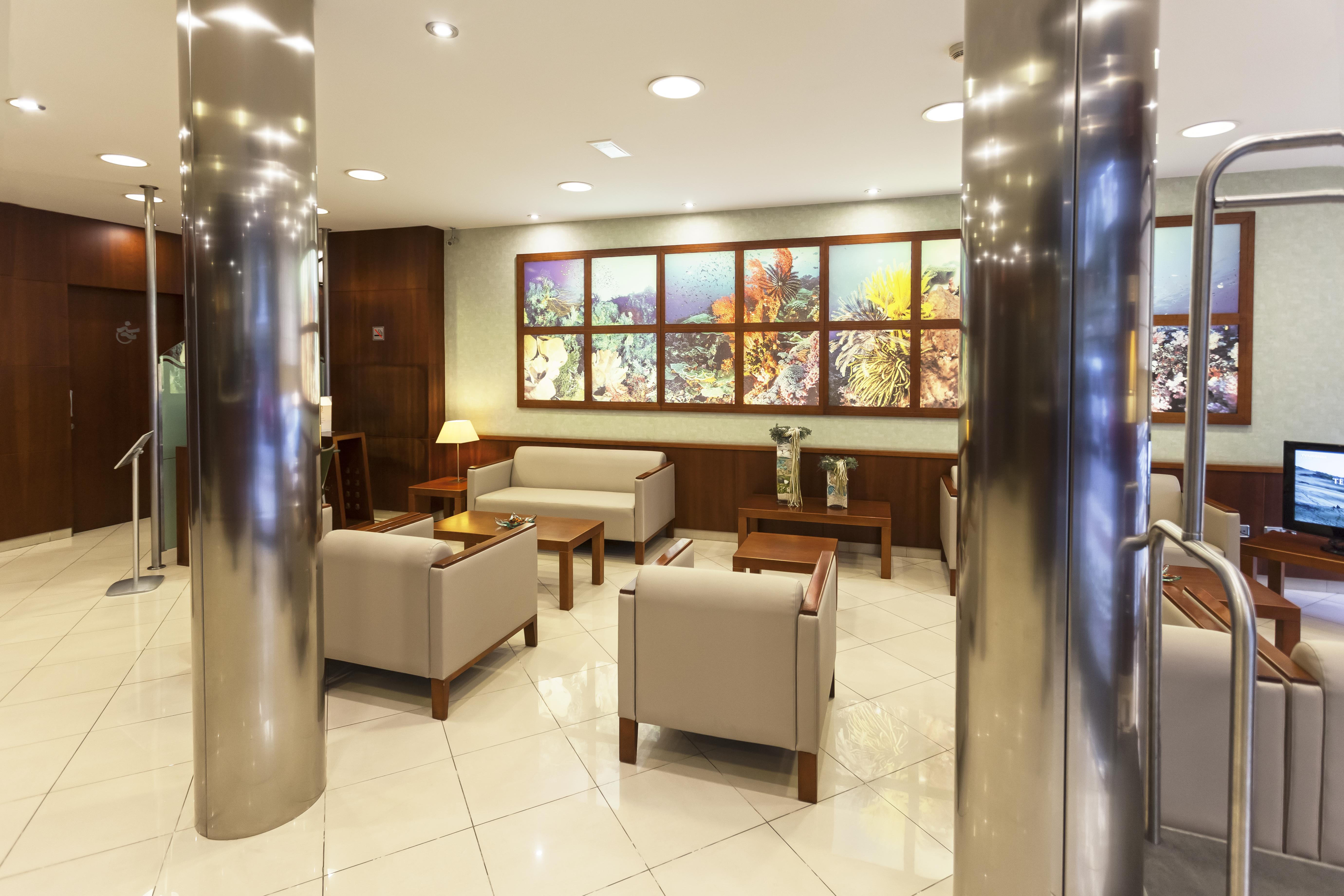 Hotel Delfin Тоса де Мар Екстериор снимка